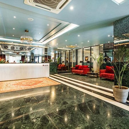 Foxoso Hotel, Delhi Airport Neu-Delhi Exterior foto