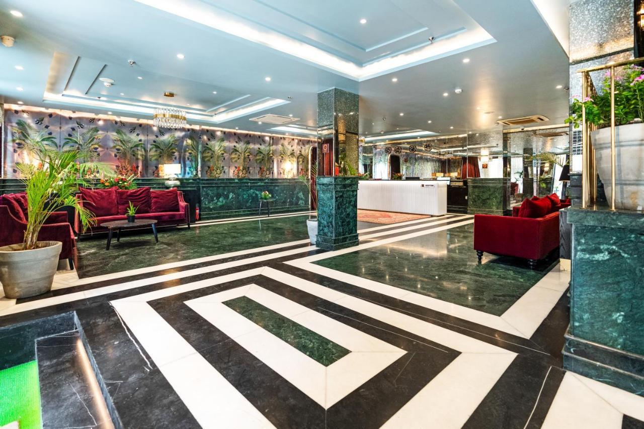 Foxoso Hotel, Delhi Airport Neu-Delhi Exterior foto